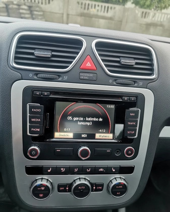 Volkswagen Eos cena 44900 przebieg: 142000, rok produkcji 2014 z Trzciel małe 56